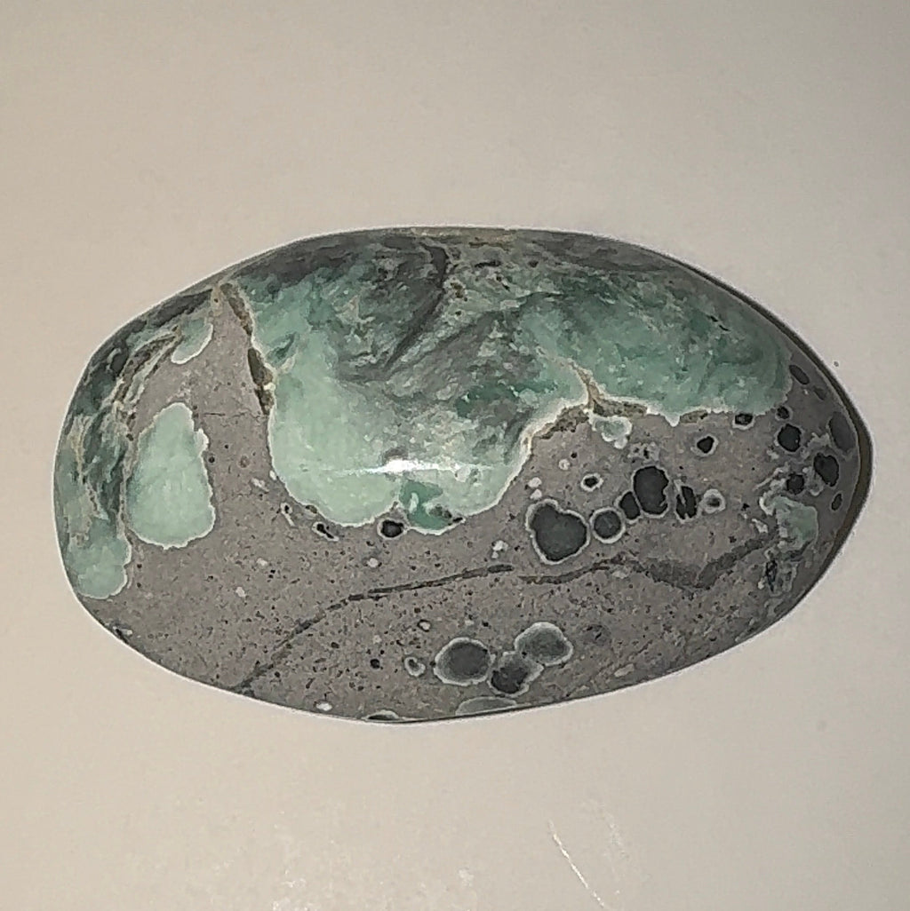 12ct Variscite bi valve pseudomorph